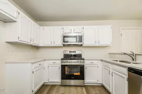 Kitchen - 1003 Walnut Dr, Erwin, NC 28339 photo 2 of 2