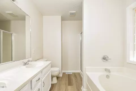 Bath - 1003 Walnut Dr, Erwin, NC 28339 photo 1 of 4