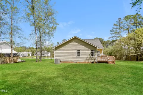 Exterior - 1003 Walnut Dr, Erwin, NC 28339 photo 2 of 3