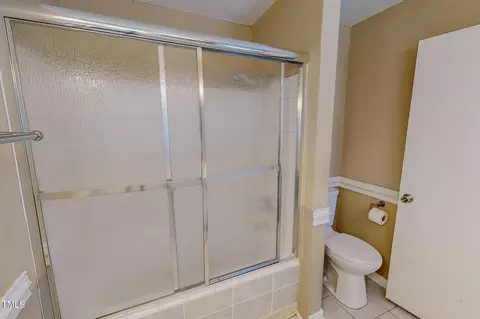 Bath - 1509 Logan St, Durham, NC 27704 photo 5 of 10