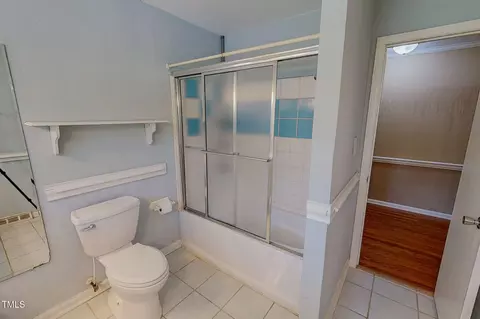 Bath - 1509 Logan St, Durham, NC 27704 photo 9 of 10