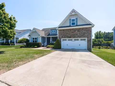90 Heathgreen Dr, Clayton, NC 27527