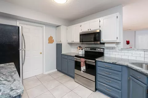 504 High Ridge Dr, Durham, NC 27707 photo 7