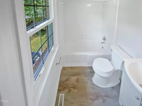 1522 Goodwin Rd, Durham, NC 27712 photo 17