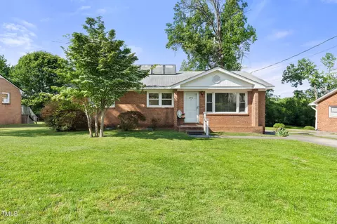 3712 Belhaven Dr, Greensboro, NC 27407