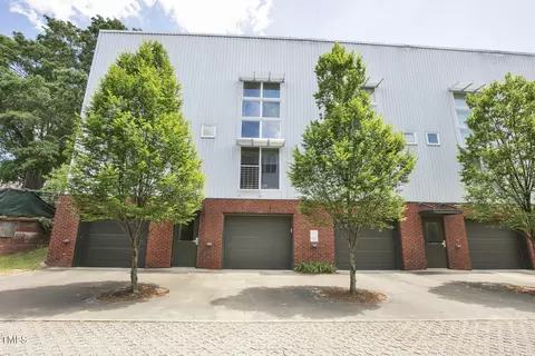506 N Mangum St #402, Durham, NC 27701