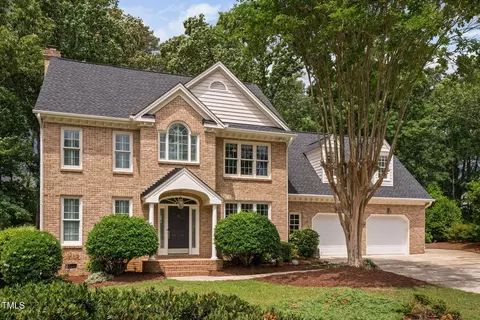 108 Nimbus Ct, Cary, NC 27513
