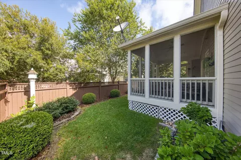 Exterior - 121 Bridgegate Dr, Cary, NC 27519 photo 7 of 11
