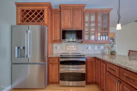 Kitchen - 121 Bridgegate Dr, Cary, NC 27519 photo 1 of 4