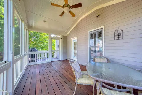 Exterior - 121 Bridgegate Dr, Cary, NC 27519 photo 10 of 11