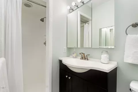 241 E Cornwall Rd, Cary, NC 27511 photo 10