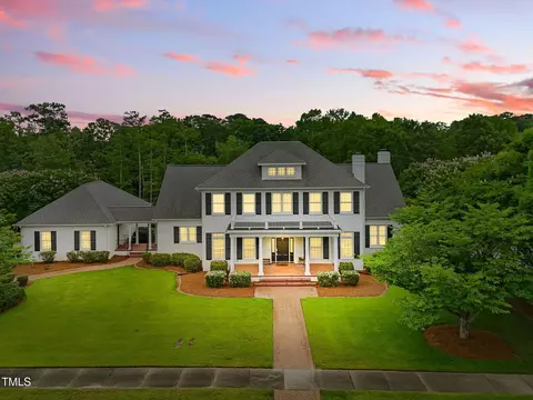 1093 N Lakeside Dr, Smithfield, NC 27577