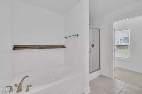 Bath - 384 Grey Hawk Dr, Garner, NC 27529 photo 4 of 4