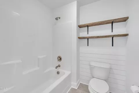 Bath - 384 Grey Hawk Dr, Garner, NC 27529 photo 3 of 4