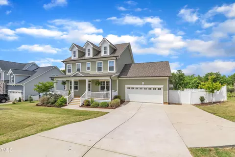 Exterior - 384 Grey Hawk Dr, Garner, NC 27529 photo 2 of 20