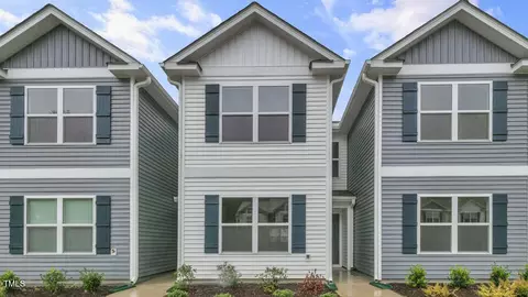 162 Holmes Corner Dr, Wilsons Mills, NC 27520