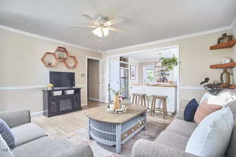 909 Goodwin Rd, Durham, NC 27712 photo 7