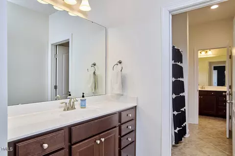 Bath - 1808 Capstone Dr, Durham, NC 27713 photo 7 of 8