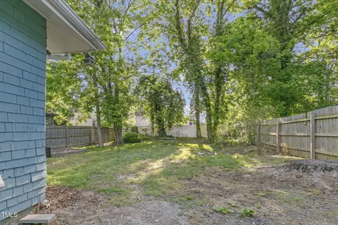 Exterior - 610 N Driver St, Durham, NC 27703 photo 4 of 7