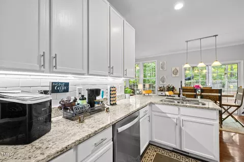 Kitchen - 1204 Benoit Pl, Apex, NC 27502 photo 4 of 4