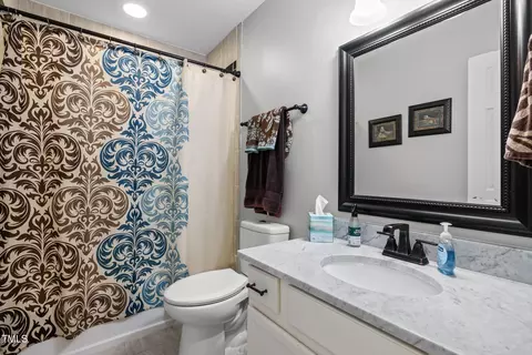 Bath - 1204 Benoit Pl, Apex, NC 27502 photo 2 of 4