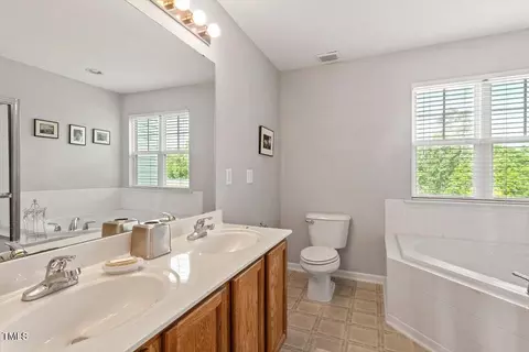 11925 Field Towne Ln, Raleigh, NC 27614 photo 31