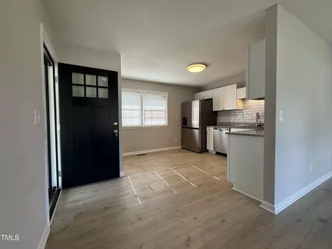 Entry Way - 109 Pine St, Dunn, NC 28334 photo 1 of 1