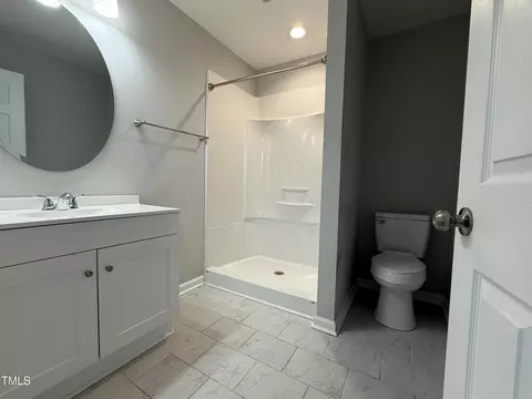 Bath - 109 Pine St, Dunn, NC 28334 photo 3 of 8