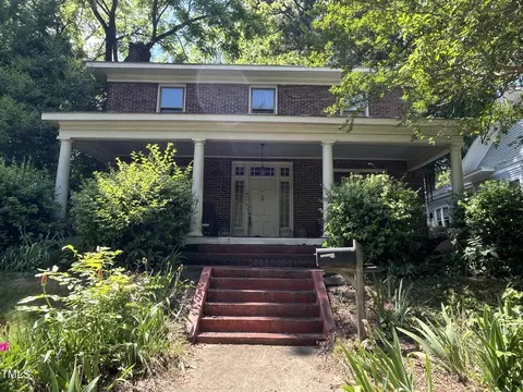 404 Kinsey St, Raleigh, NC 27603