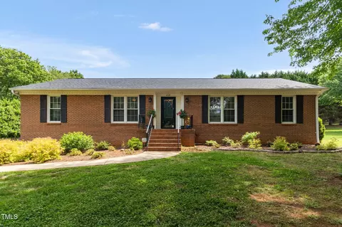 658 Drumheller Rd, Clemmons, NC 27012