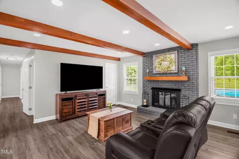Living - 658 Drumheller Rd, Clemmons, NC 27012 photo 2 of 2