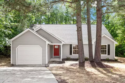 20 Meadowcrest Dr, Durham, NC 27703