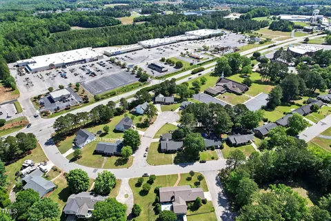 View/Area - 203 Marlowe Dr, Dunn, NC 28334 photo 3 of 3