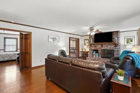 Living - 203 Marlowe Dr, Dunn, NC 28334 photo 3 of 3