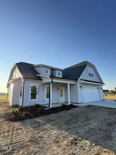 1301 Parkertown Rd, Four Oaks, NC 27524