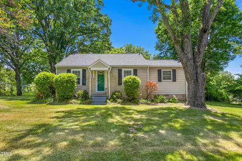 701 Veterans Dr, Elon, NC 27244