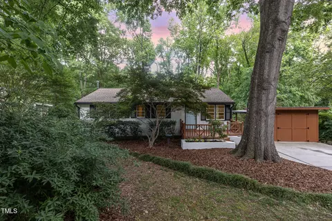 421 Ridgefield Rd, Chapel Hill, NC 27517