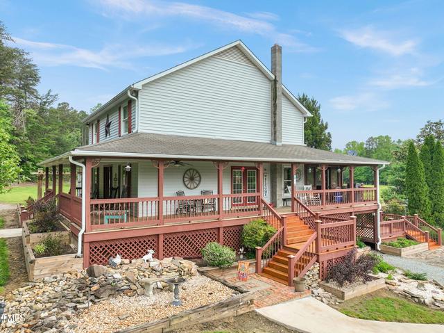 2255 Finneywood Rd, Chase City, VA 23924 | 41 Photos - Movoto