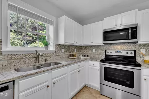 522 Crossview Ln, Durham, NC 27703 photo 16