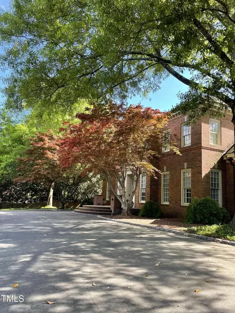 1023 Cowper Dr, Raleigh, NC 27608