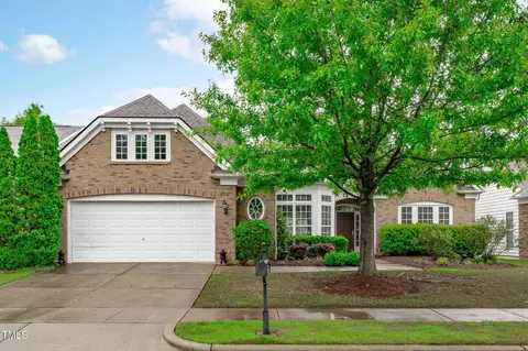 208 Beckingham Loop, Cary, NC 27519