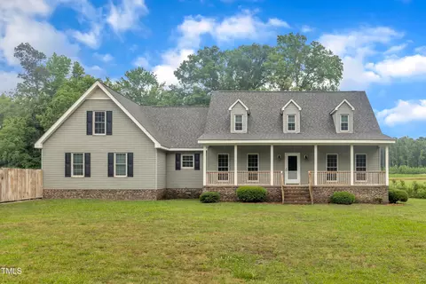 397 Meadow Rd, Kenly, NC 27542
