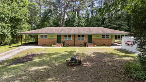 725-727 Locust Ln, Raleigh, NC 27603