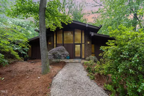612 Greenwood Rd, Chapel Hill, NC 27514
