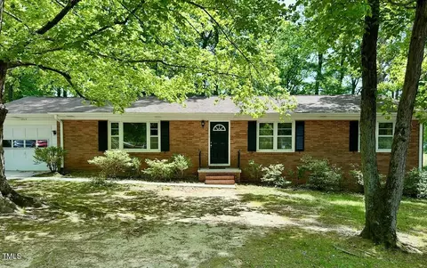 1713 S Garnett St, Henderson, NC 27536