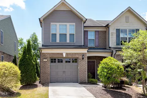 628 Denhoff Dr, Cary, NC 27519