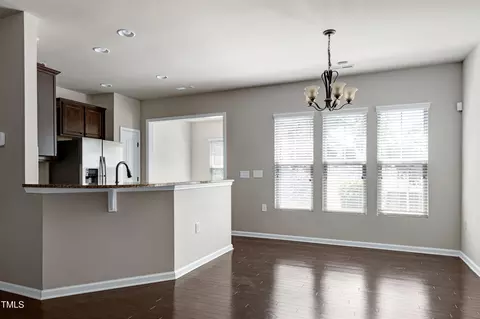 628 Denhoff Dr, Cary, NC 27519 photo 5
