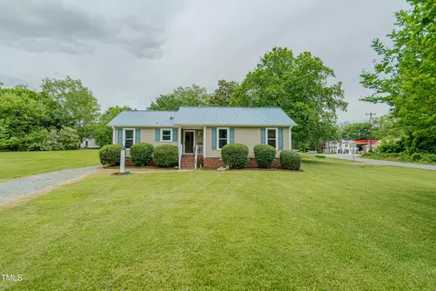 403 Rolling Rd, Haw River, NC 27258