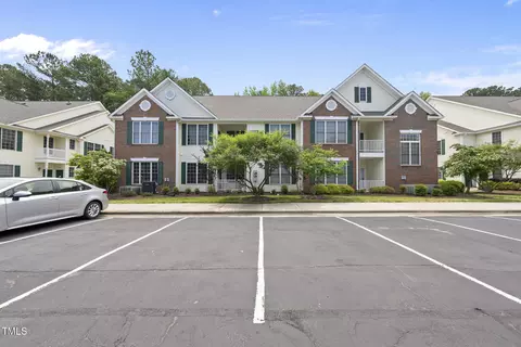 1723 Kudrow Ln, Morrisville, NC 27560