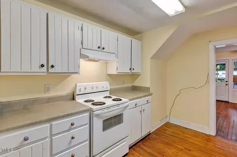 Kitchen - 260 E New England Ave, Pinebluff, NC 28373 photo 4 of 6
